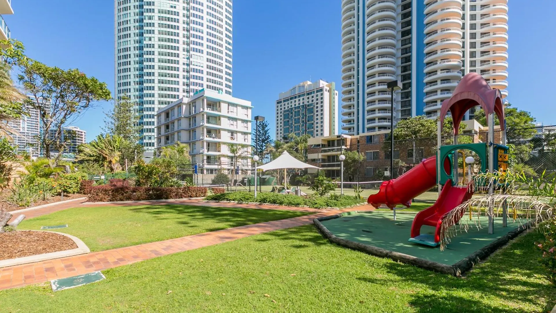 Peninsula Private Apartments - Q Stay Gold Coast
