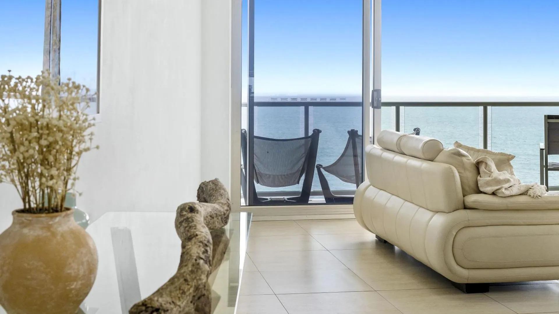 Peninsula Private Apartments - Q Stay Gold Coast Australia